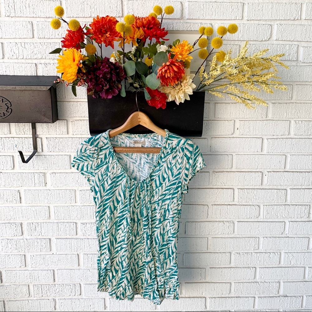 Lucky Brand “Live In Love” Blue/Green & Cream Top